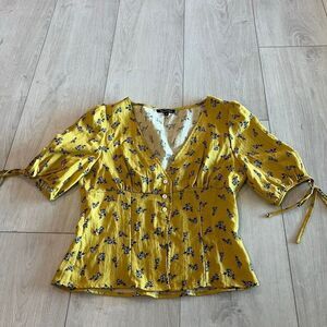 WILLIAM B Floral Tie Sleeve Blouse size s